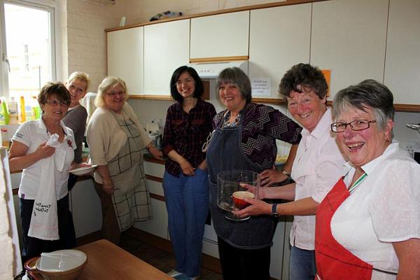 Mary, Pauline, Veronica, Isabella, Julie, Merrill & Linda.jpg